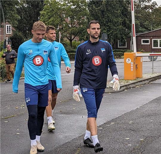 Torhüter Marius Gersbeck ist zurück im Mannschaftstraining von Hertha BSC.