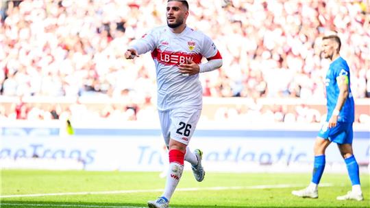 Torjäger Deniz Undav bleibt beim VfB Stuttgart. (Archivbild)