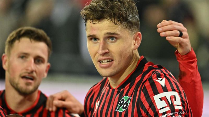 Torschütze für Hannover 96: Benedikt Pichler.