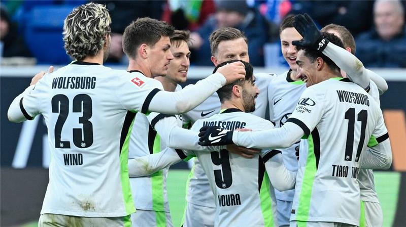 Amoura lässt Wolfsburg jubeln: 1:0 bei Hoffenheim Torschütze zum 1:0 für Wolfsburg: Mohamed Amoura (M.)