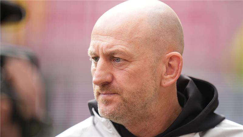 Torsten Lieberknecht verliert mit dem 1. FC Kaiserslautern gegen Paderborn.