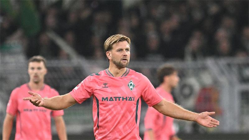 „Champions-League-Fülle“ trifft: Bremer Punktgewinn beim BVB Traf in Dortmund im vierten Bundesliga-Spiel in Folge: Niclas Füllkrug.