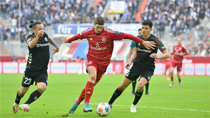 Traf zur wichtigen Führung: Stürmer Itten.