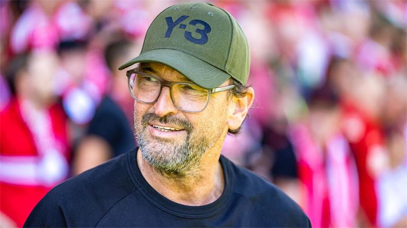 Trainer Claus-Dieter Wollitz vom FC Energie Cottbus.
