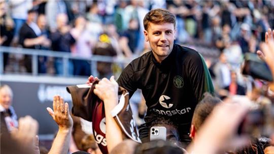 Trainer Fabian Hürzeler schließ sich dem Premier-League-Club Brighton & Hove Albion an.
