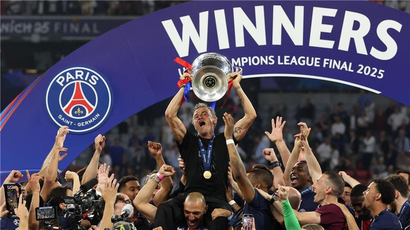 Jubel im Himmel: Das Meisterwerk von PSG und Luis Enrique Trainer Luis Enrique war das Hirn hinter dem unerwarteten PSG-Triumph.