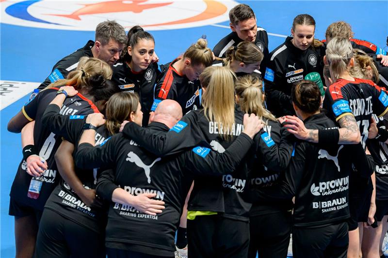 Traum vom Halbfinale: DHB-Frauen wollen glänzen Trainer Markus Gaugisch hofft mit seiner Mannschaft auf ein gutes Abschneiden bei der Handball-Europameisterschaft.