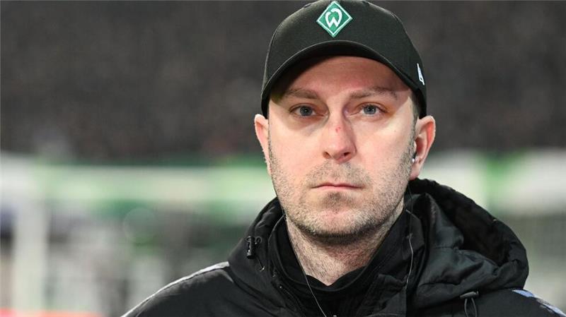 Werder patzt auch gegen Augsburg Trainer Ole Werner erlebte mit Werder Bremen einen bitteren Abend.