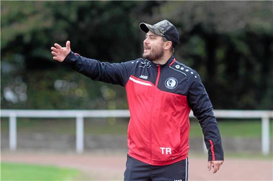 Trainer Serkan Duygun und Emekspor Langelsheim ziehen sich vom Spielbetrieb zurück. Foto: Gietemann