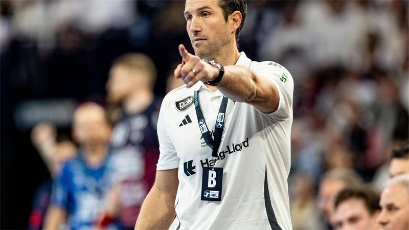 Trainer Torsten Jansen und der HC Hamburg spielten bei der TSV Hannover-Burgdorf. (Archivbild)