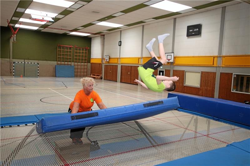 Trampolinspringen Ferienpass Schladen