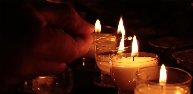 Trauer in Abbenrode: Chorleiterin Bärbel Eilert ist im Alter von 83 Jahren gestorben. Foto: Pixabay