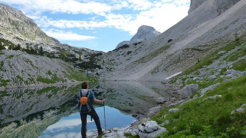 Traumhafte Bergwelt: Nach einsamen Wanderwegen suchen.