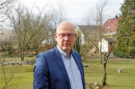 Trennung aus gesundheitlichen Gründen: Nach 23 Jahren bei der Stadt Langelsheim ist für Bauamtsleiter Ralf Schönian zum 1. April Schluss. Foto: Heine