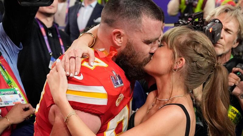 Sprecher: „Trennungsplan“ von Swift und Kelce ist Fälschung Trennungsgerüchte um Taylor Swift und Travis Kelce sorgen für Wirbel