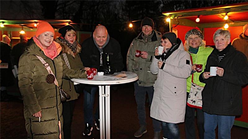 Partystimmung „zwischen den Jahren“ auf historischer Levenborch „Trinken für einen guten Zweck", heißt es am Samstagabend in Liebenburg.