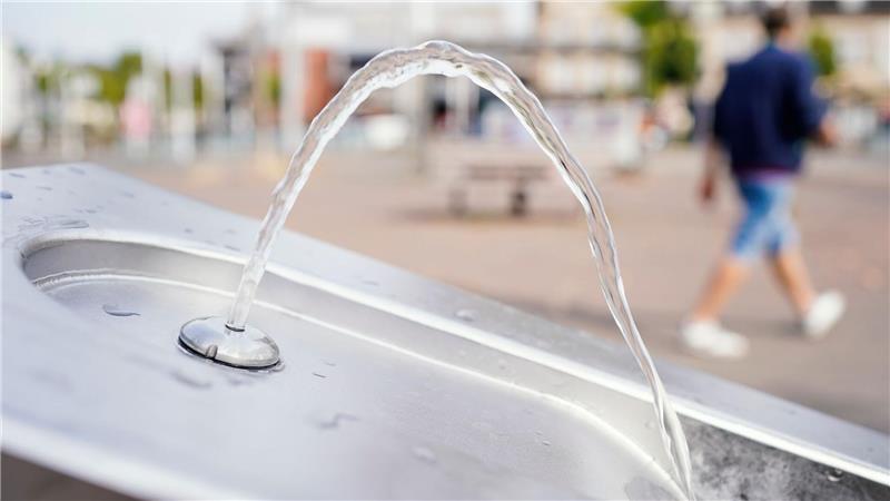 Städte im Hitze-Check: Heißes Mannheim, kühles Hattingen Trinkwasserbrunnen wie hier in Mannheim machen die Hitze erträglicher.