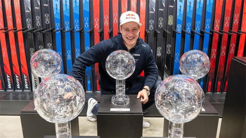 Dominatoren unter Druck: Spannung vor dem Ski-Saisonstart Trophäensammler: Marco Odermatt ist seit Jahren das Maß der Dinge bei den Männern. (Archivbild)