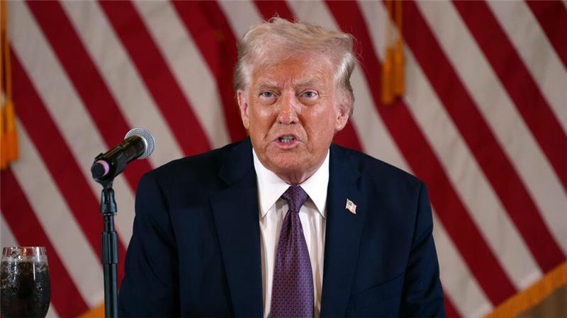 Trump ernennt Leiter von Umwelt-Taskforce Trump ernennt einen Leiter für seine neue Umwelt-Taskforce.