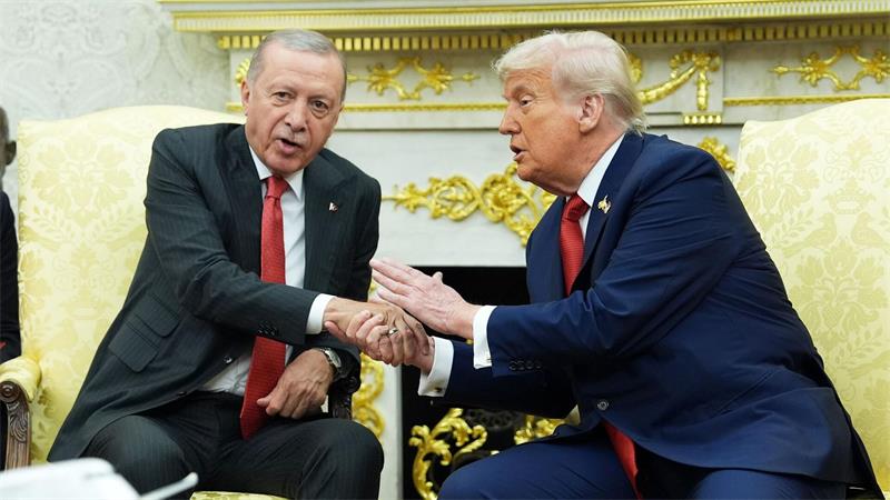 Trump fällt immer wieder mit Lob für Erdogan auf. (Archivbild)