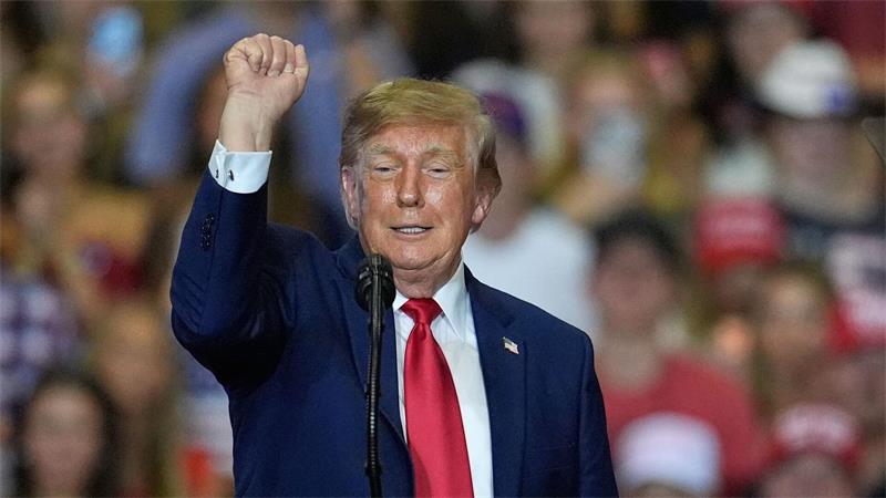 Trump feierte die Gewalt gegen Störer seiner Rede.