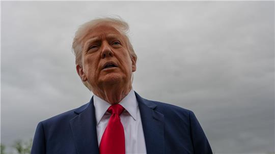 Trump fliegt für einen Tag nach Italien