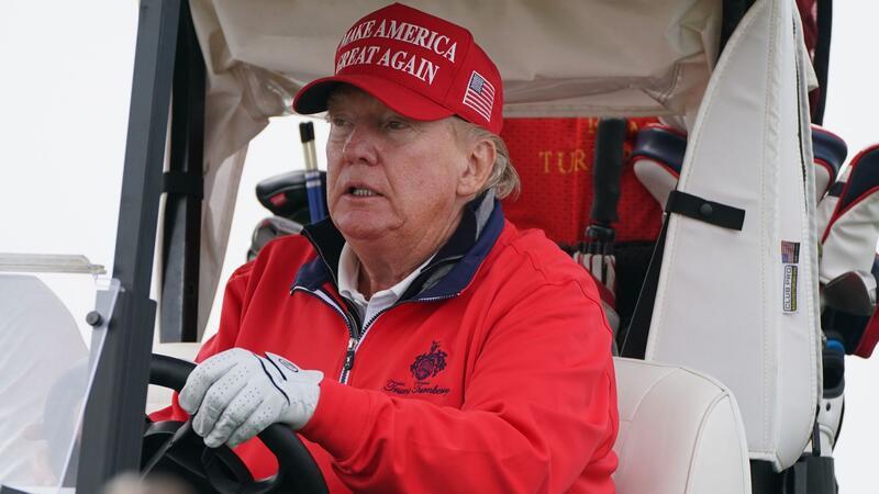 Versuchtes Trump-Attentat: Was wir wissen und was nicht Trump ist leidenschaftlicher Golfer. (Archivbild)