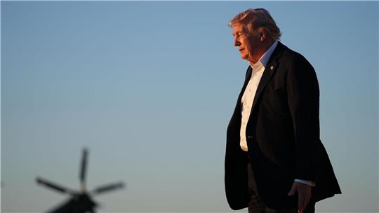 Trump kündigt eine neue Initiative in der Straße von Hormus an - lässt aber viele Details offen. 