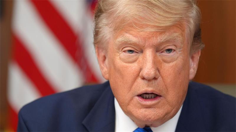Trump erwägt neue Angriffe - Iran droht mit Gegenschlägen Trump kündigt weitere Angriffe auf den Iran an, nannte aber keine Einzelheiten.