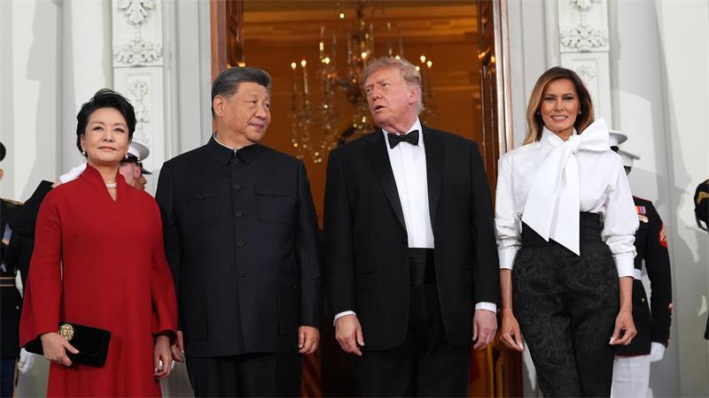 Xi beendet USA-Besuch: Viel Pomp und demonstrative Harmonie Trump spricht von exzellenter Verbindung zu China.