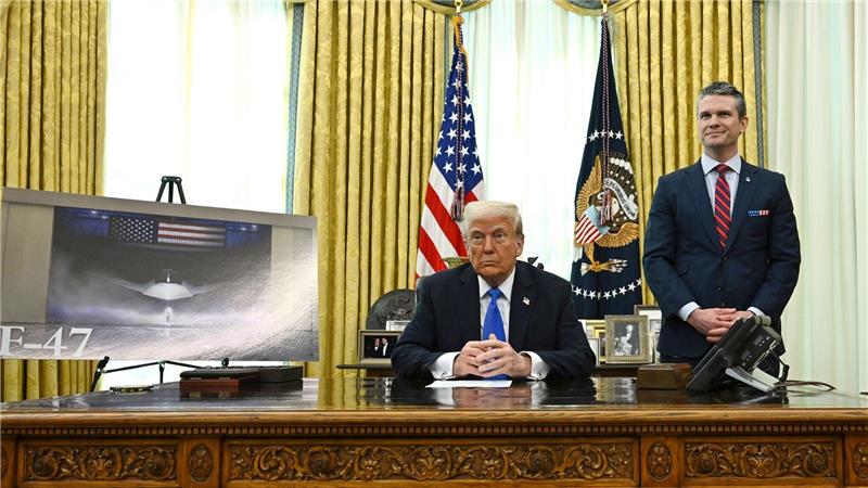 Trump kündigt F-35-Nachfolger an - Boeing bekommt Zuschlag Trump verspricht den „fortschrittlichsten, fähigsten und tödlichsten“ Kampfjet aller Zeiten.