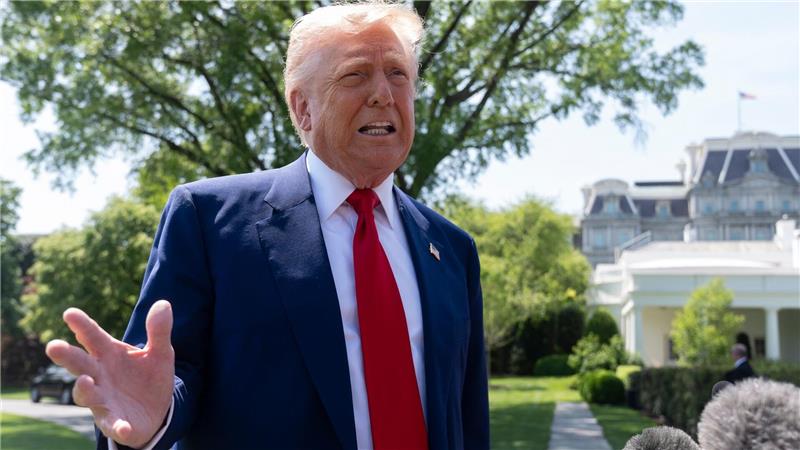 Weißes Haus übt scharfe Kritik an Amazon Trump zeigt sich wieder zufrieden mit Bezos