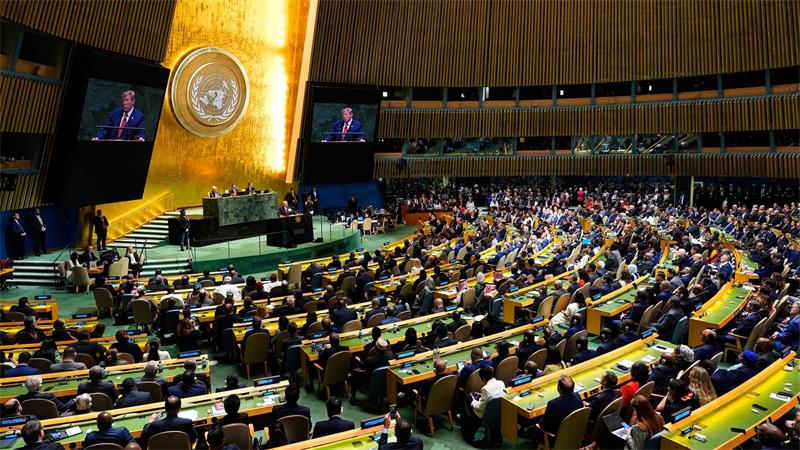 Trump verteidigt Iran-Krieg und droht Teheran mit „Hölle“ Trumps Rede stand als eine der ersten auf der Agenda in New York.