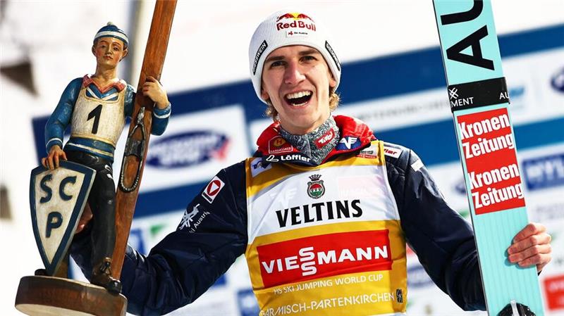 Grau in grau: Skispringer zwischen Trotz und Resignation Tschofenig ist zum Tournee-Topfavorit aufgestiegen.