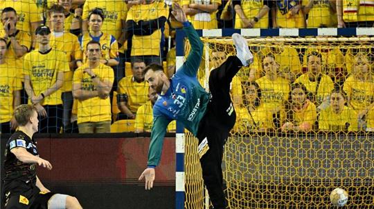 Türhüter Andreas Wolff kehrt nach einem Medienbericht zum THW Kiel zurück.