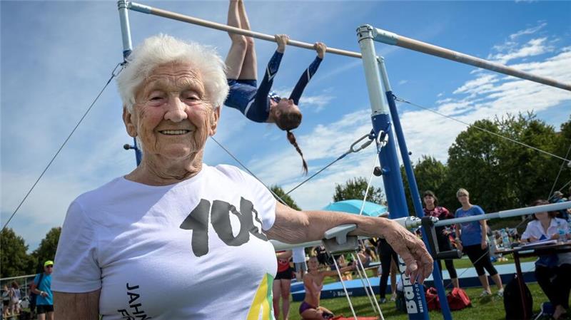 Turnfest mit 98 Jahren. Johanna Quaas‘ Lebensmotto lautet: immer in Bewegung bleiben. (Archivbild)