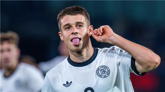 U21-Nationalspieler Nicolo Tresoldi jubelt über seinen Treffer zum 3:0 gegen Lettland. 