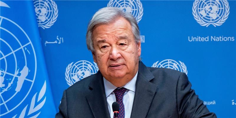 Guterres „geschockt” nach Angriffen auf UN-Schulen in Gaza UN-Generalsekretär António Guterres hat seine Forderung nach einer sofortigen humanitären Feuerpause im Gazastreifen erneuert.