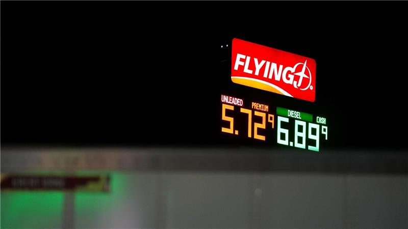 US-Benzinpreis steigt weiter an. (Archivbild)