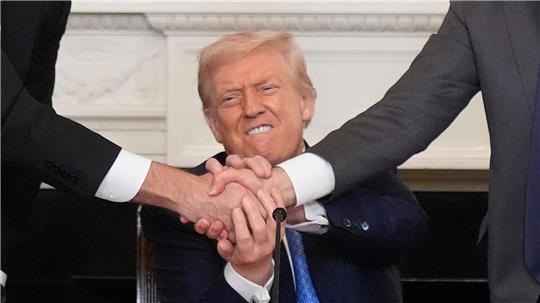 US-Präsident Donald Trump brüstet sich immer wieder, schon mehrere Kriege und große Konflikte beendet zu haben. (Archivbild)