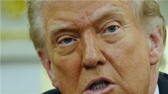 US-Präsident Donald Trump droht mit weiteren schweren Angriffen auf den Iran. (Archivbild)