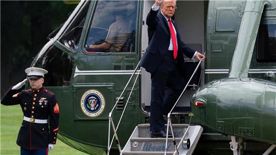 US-Präsident Donald Trump flog zum Finale der US Open nach New York.