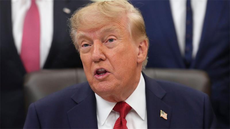 US-Präsident Donald Trump schließt aus, dass die USA für ein gedrosseltes Tempo bei der KI-Entwicklung sorgen. (Archivbild)