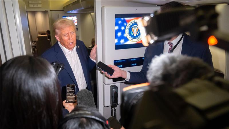 US-Präsident Trump auf dem Weg nach Asien