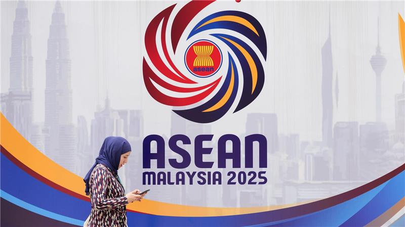Trump in Asien: Friedensabkommen und Treffen mit Xi US-Präsident Trump hat bislang erst ein Mal an einem Asean-Gipfel teilgenommen.