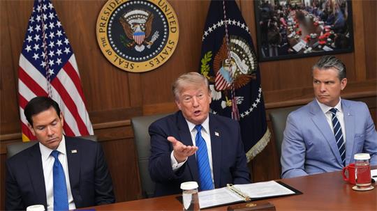 US-Präsident Trump hat nach eigenen Worten nicht mit FIFA-Chef Infantino über die Investorenpläne gesprochen.