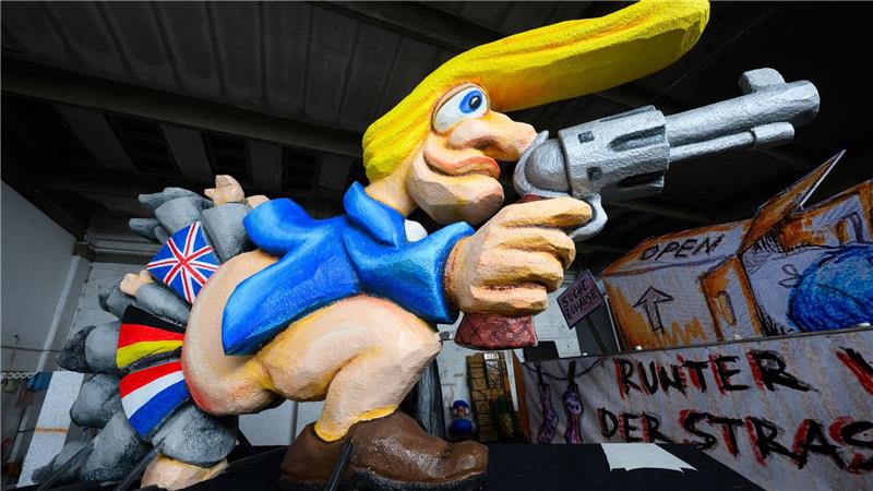 US-Präsident Trump und europäische Länder bekommen in Braunschweig ihr Fett weg. 