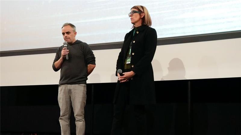 US-Regisseur Joel Souza und Kamerafrau Bianca Cline bei der Premiere.