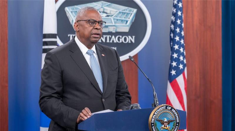Austin ruft US-Militär zu geordnetem Übergang auf US-Verteidigungsminister Austin hat das US-Militär auf einen „ruhigen, geordneten und professionellen Übergang“ nach dem Wahlsieg von Trump eingeschworen. (Archivbild)