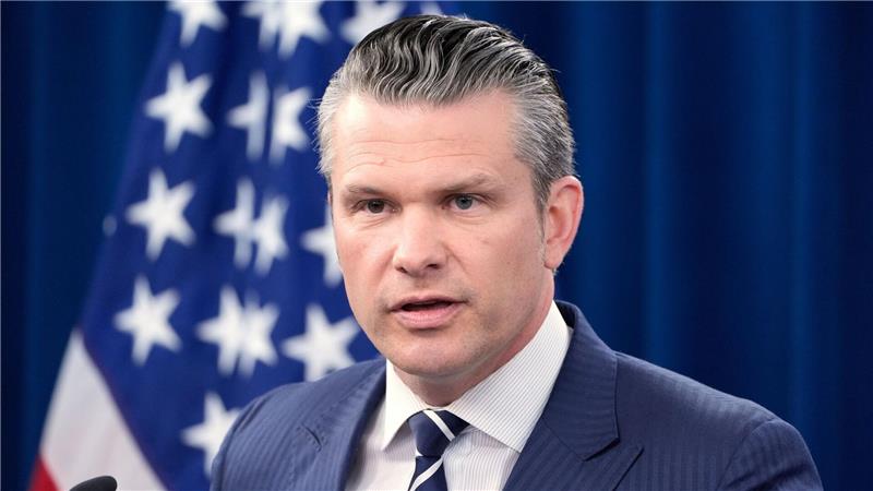 USA zu Iran-Angriff: 14 bunkerbrechende Bomben eingesetzt US-Verteidigungsminister Pete Hegseth spricht vom längsten Einsatz der Tarnkappenbomber seit 2001.